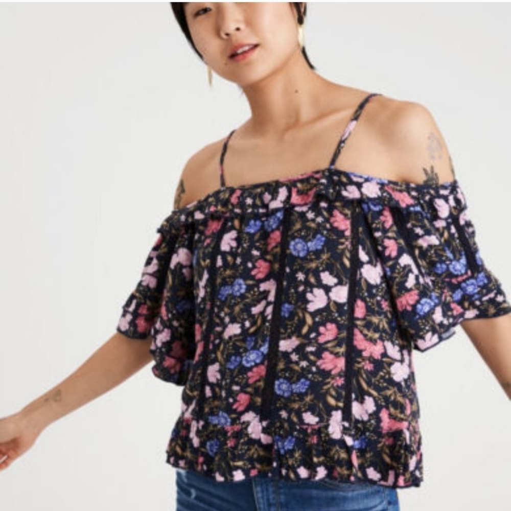3/$25 51. American Eagle Floral Off‎ Shoulder Blouse XS Boho Top Short Sleeve